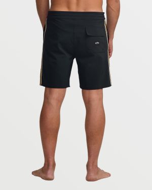Wategos Lo Tide 19 Boardshorts - Black