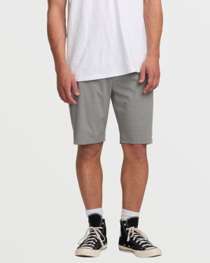 Crossfire Submersible 21 Hybrid Shorts - Gray