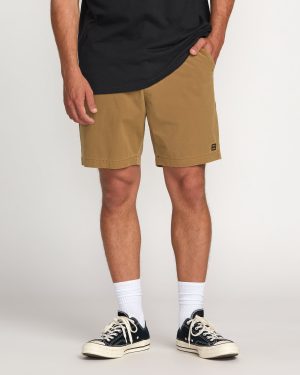 Crossfire Wave Wash Submersible 18 Hybrid Shorts - Tobacco