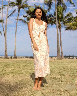 Keep It Simple Skirt - Salt Crystal