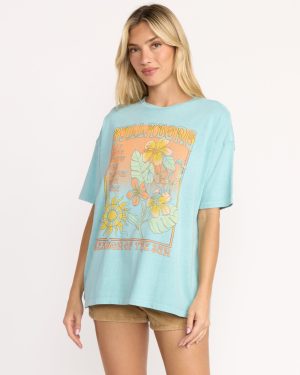 Daylight Blooms Tee - Misty Blue