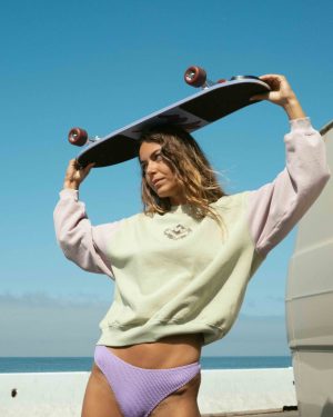 The Original Vibes Kendal Crewneck Sweatshirt - Pistachio