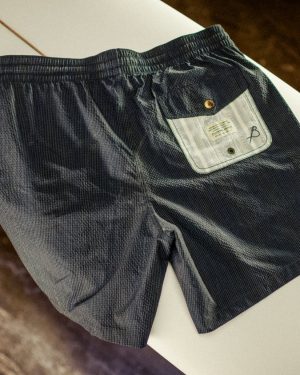 Day Trip Garage Laybacks 16 Trunks - Eclipse